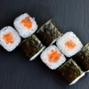 Макі рол з лососем ПанPizza Sushi
